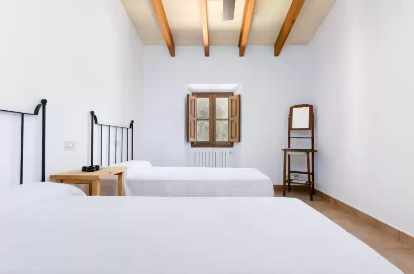 Holiday rentals in Des oms, Felanitx