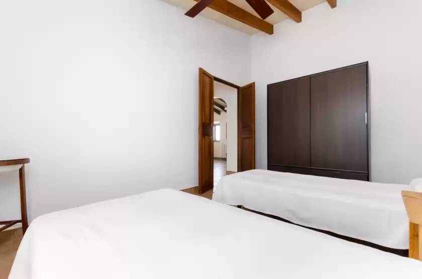 Holiday rentals in Des oms, Felanitx