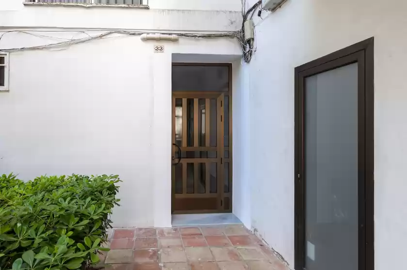Holiday rentals in Estudio, Grau i Platja