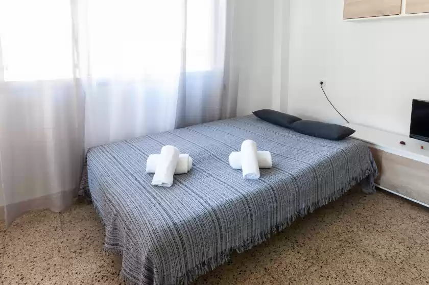 Holiday rentals in Estudio, Grau i Platja