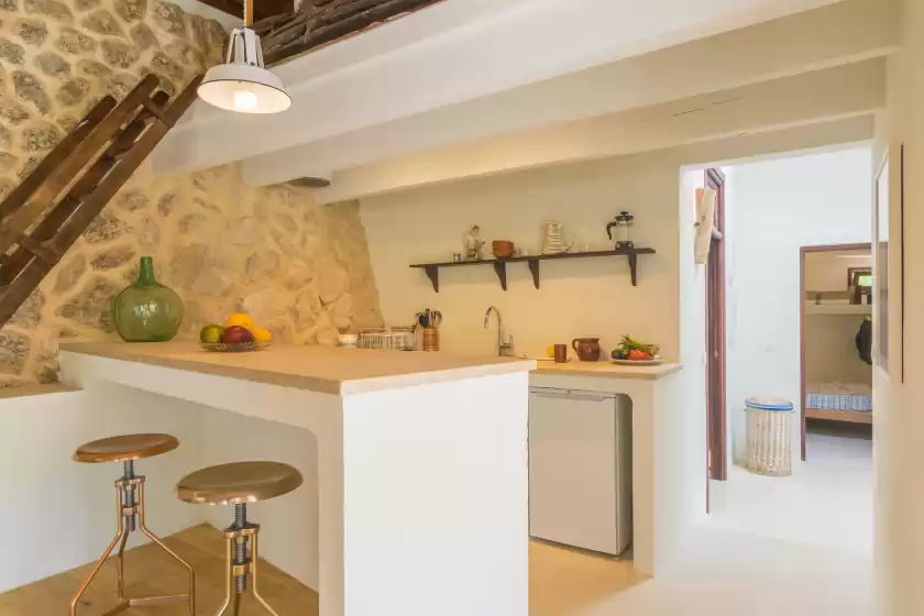 Holiday rentals in Ca'n tomeu - adults only, Bunyola