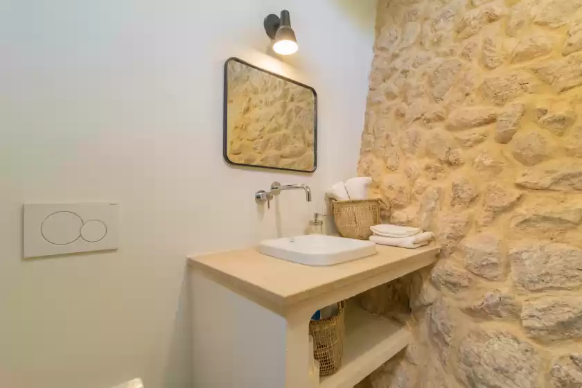 Holiday rentals in Ca'n tomeu - adults only, Bunyola