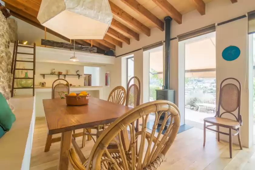 Holiday rentals in Ca'n tomeu - adults only, Bunyola