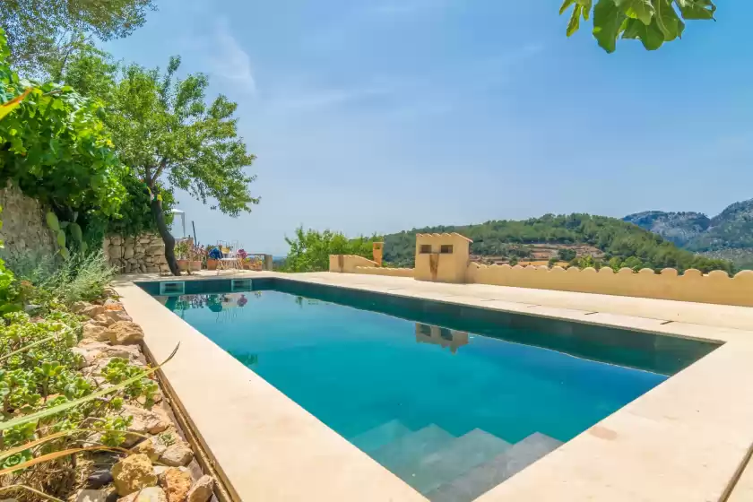 Holiday rentals in Ca'n tomeu - adults only, Bunyola