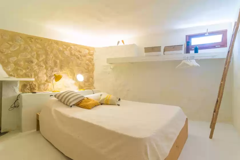 Holiday rentals in Ca'n tomeu - adults only, Bunyola