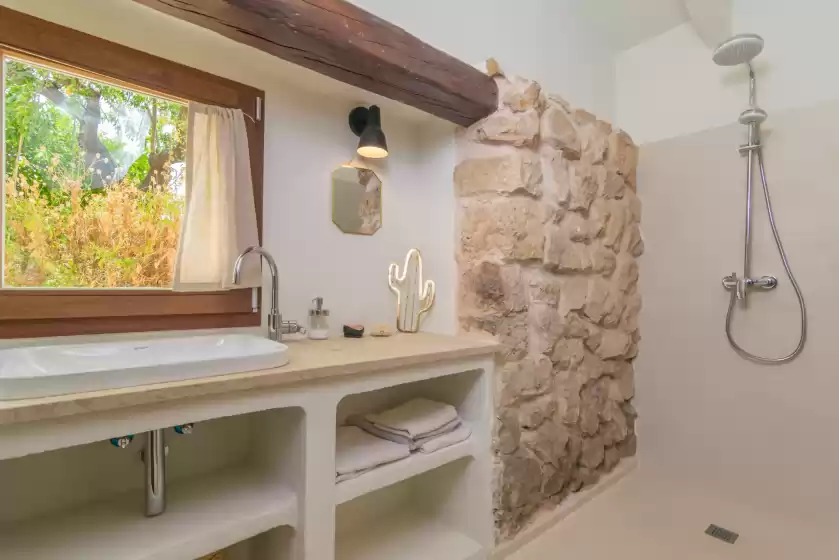 Holiday rentals in Ca'n tomeu - adults only, Bunyola