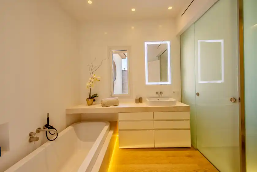 Holiday rentals in Es puig - adults only, Sant Llorenç des Cardassar