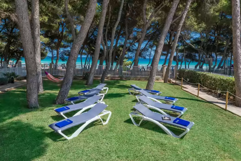 Holiday rentals in Ginesta 7