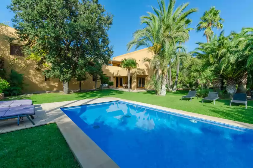 Holiday rentals in Villa son floriana, Cala Bona