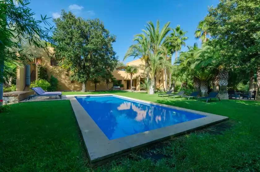 Holiday rentals in Villa son floriana, Cala Bona
