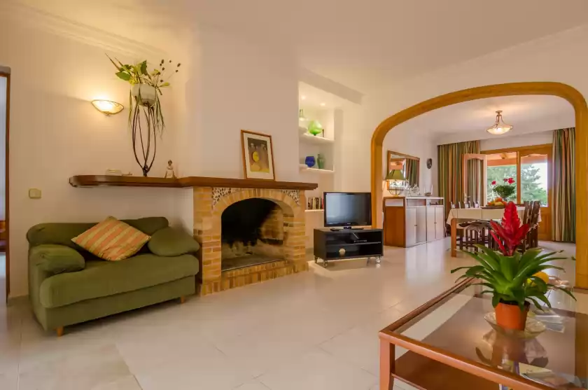 Holiday rentals in Sa roqueta 8, Portopetro