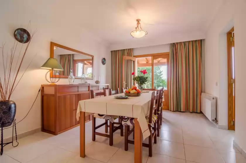 Holiday rentals in Sa roqueta 8, Portopetro