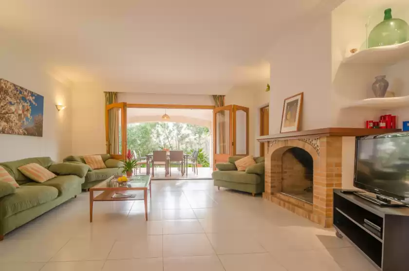 Holiday rentals in Sa roqueta 8, Portopetro