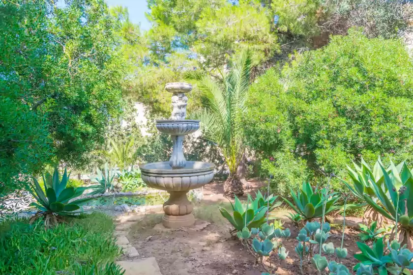 Holiday rentals in Sa roqueta 8, Portopetro