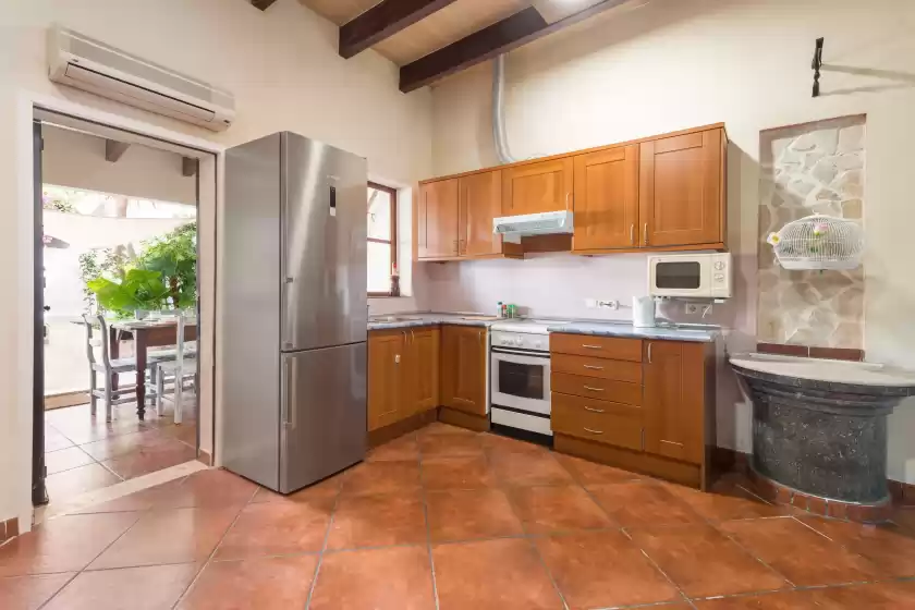 Holiday rentals in Ca sa cristeta de s'escolà, Sa Pobla