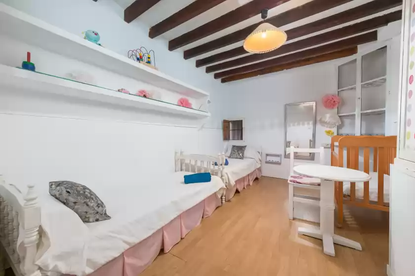 Holiday rentals in Ca sa cristeta de s'escolà, Sa Pobla