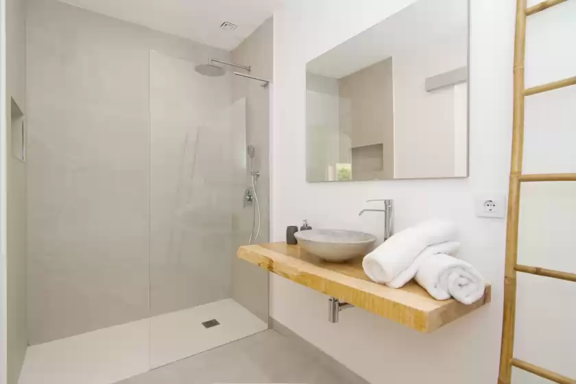 Holiday rentals in Es bon patro, Son Serra de Marina