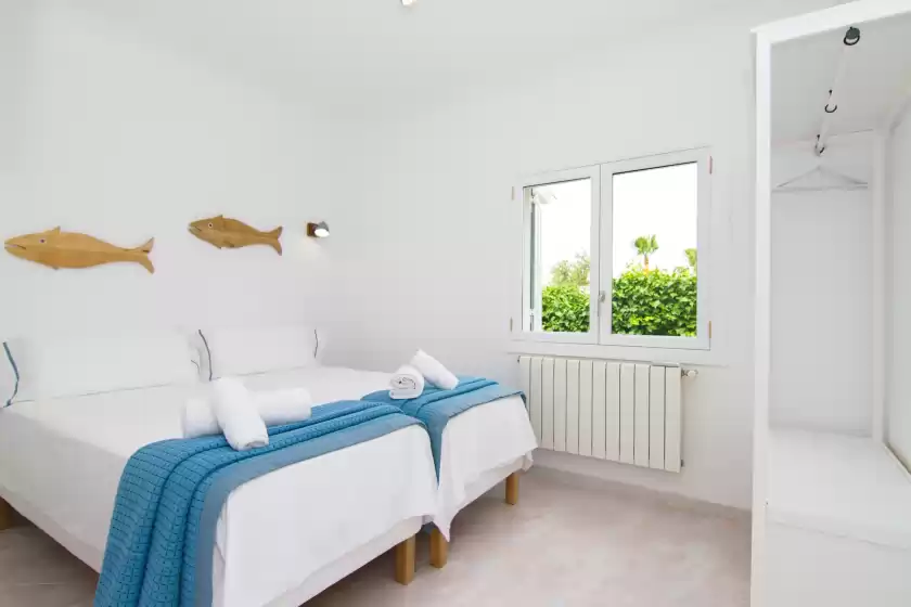 Holiday rentals in Es bon patro, Son Serra de Marina