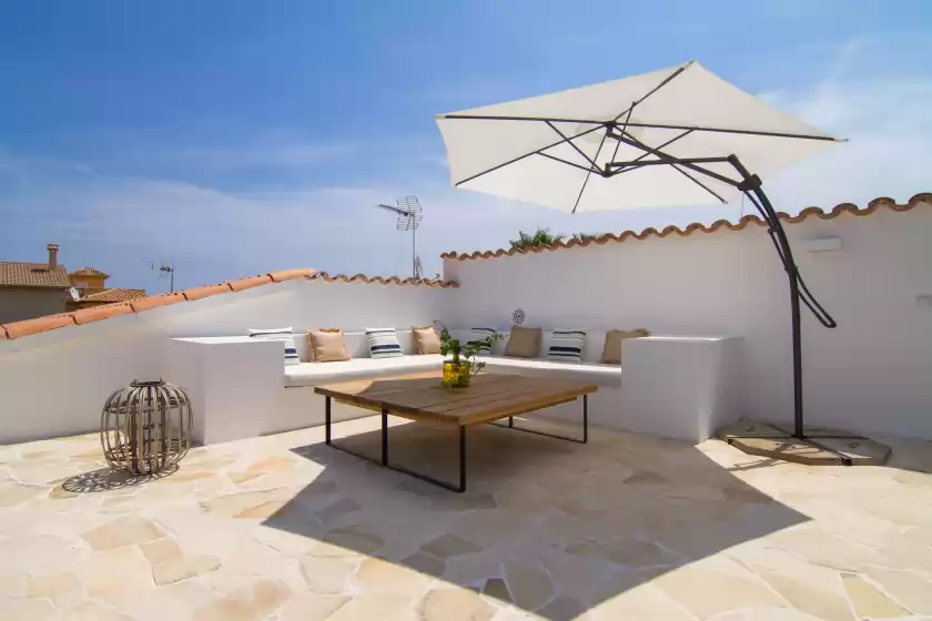 Holiday rentals in Es bon patro, Son Serra de Marina
