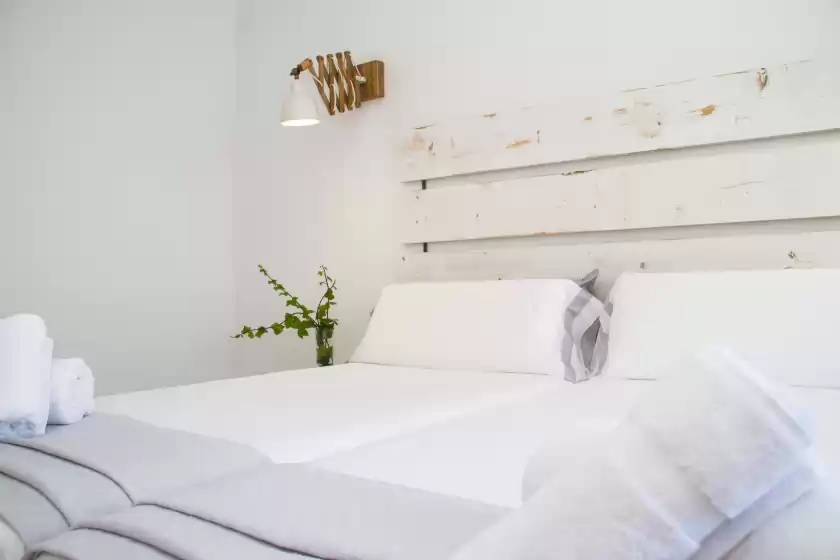 Holiday rentals in Es bon patro, Son Serra de Marina