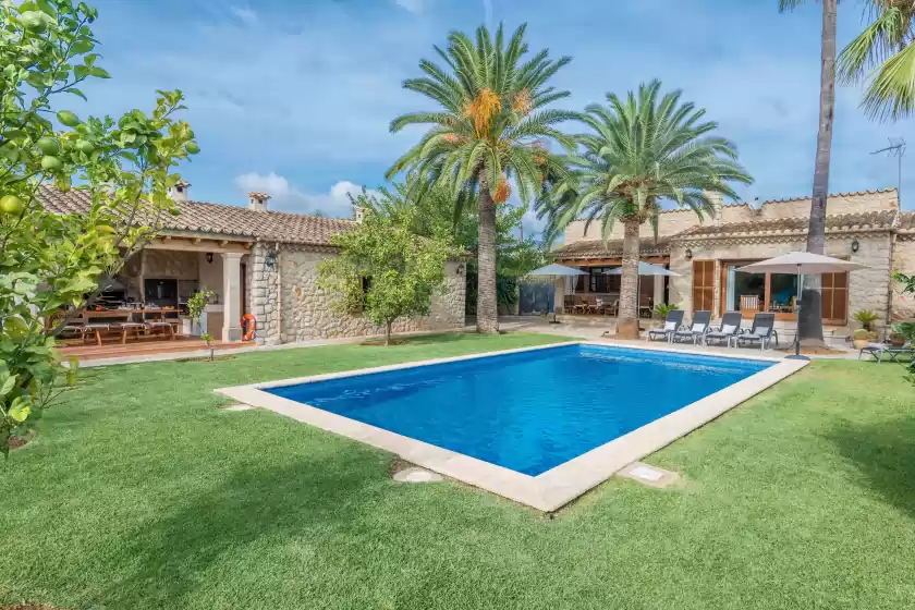 Holiday rentals in Finca pou nou