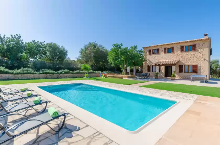 Holiday rentals in Son duri petit