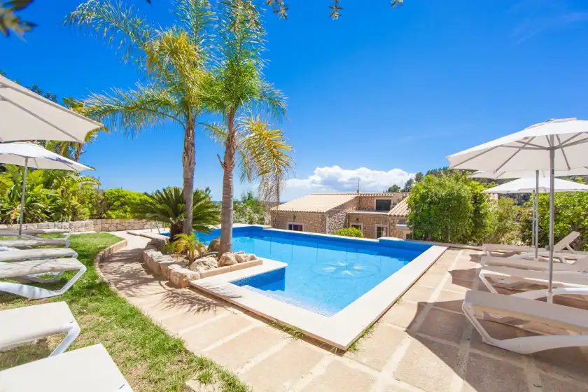 Holiday rentals in Can rasca vuit