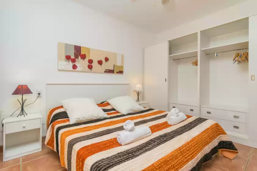 Holiday rentals in Puig de sa bassa, Son Servera