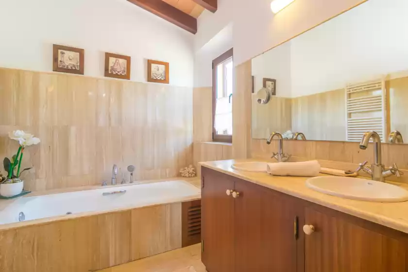 Holiday rentals in Puig de sa bassa, Son Servera