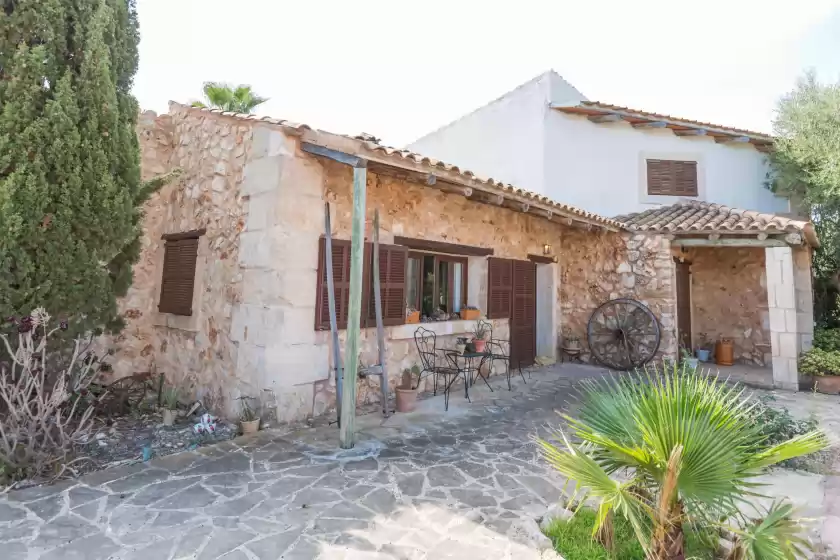 Holiday rentals in Ses plenetes, Portocolom