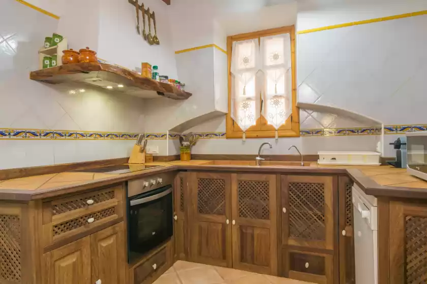 Holiday rentals in Ca na borrasa, Caimari