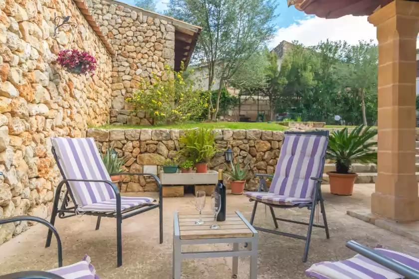 Holiday rentals in Ca na borrasa, Caimari