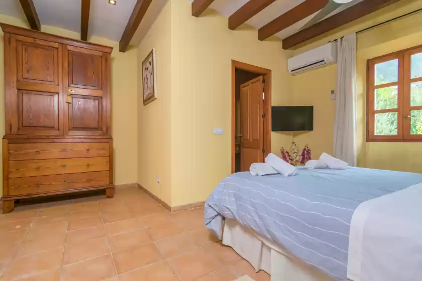 Holiday rentals in Ca na borrasa, Caimari