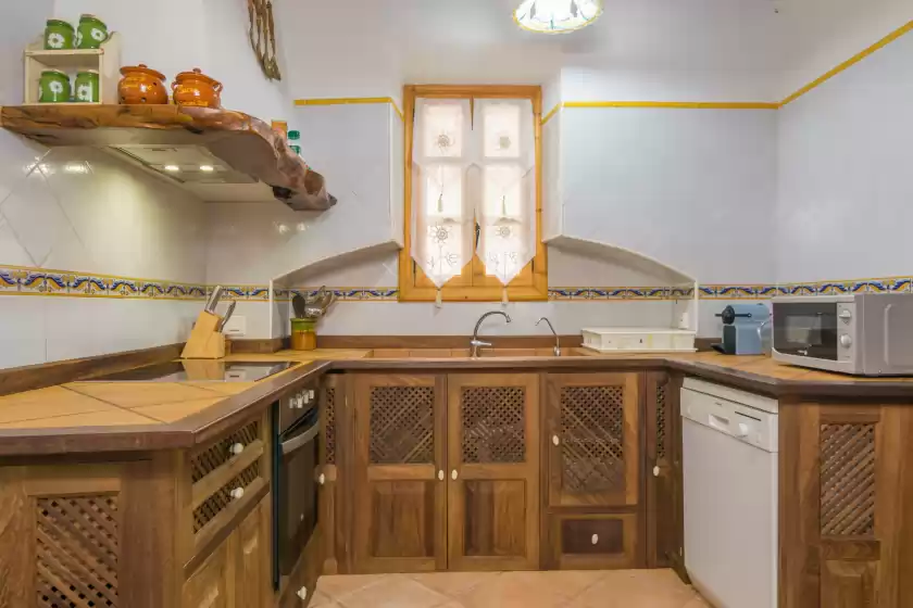 Holiday rentals in Ca na borrasa, Caimari
