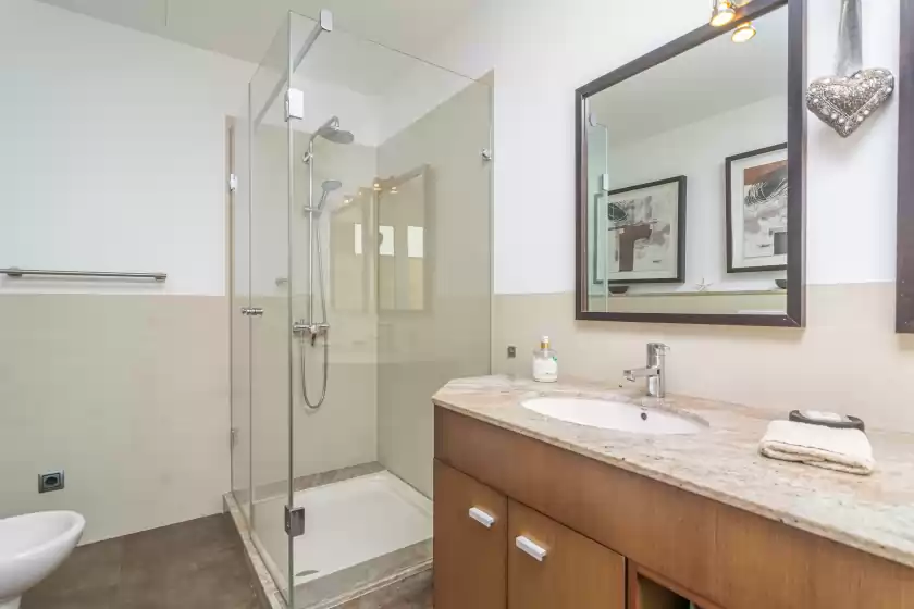 Holiday rentals in Mon obert, Cala Ferrera