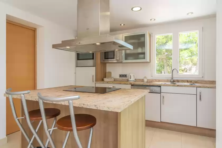 Holiday rentals in Mon obert, Cala Ferrera