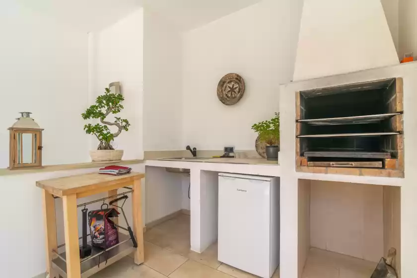 Holiday rentals in Mon obert, Cala Ferrera