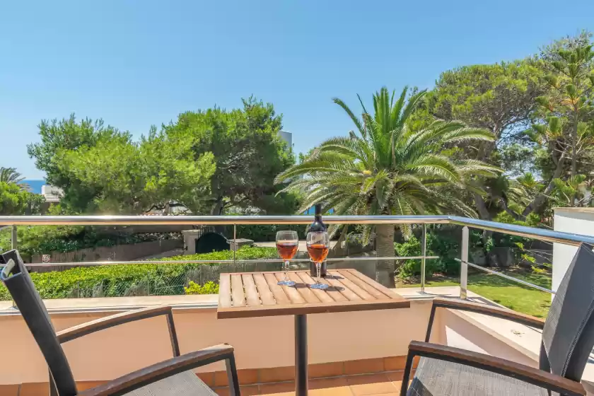 Holiday rentals in Mon obert, Cala Ferrera