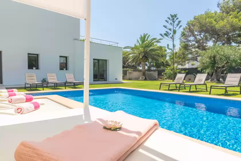 Holiday rentals in Mon obert, Cala Ferrera