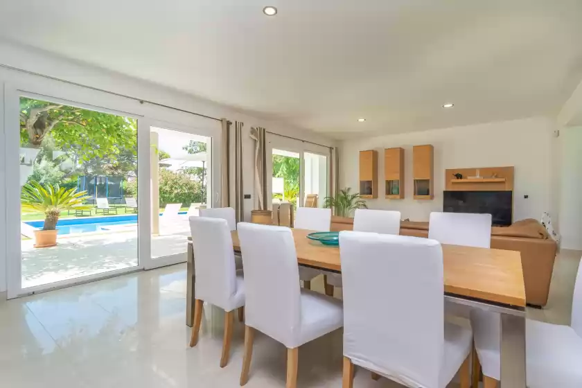 Holiday rentals in Mon obert, Cala Ferrera