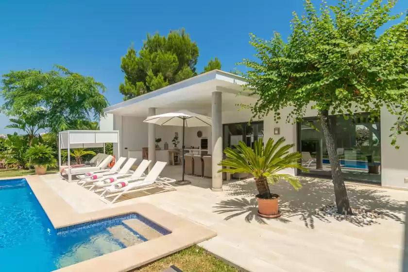 Holiday rentals in Mon obert, Cala Ferrera