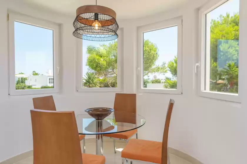 Holiday rentals in Mon obert, Cala Ferrera