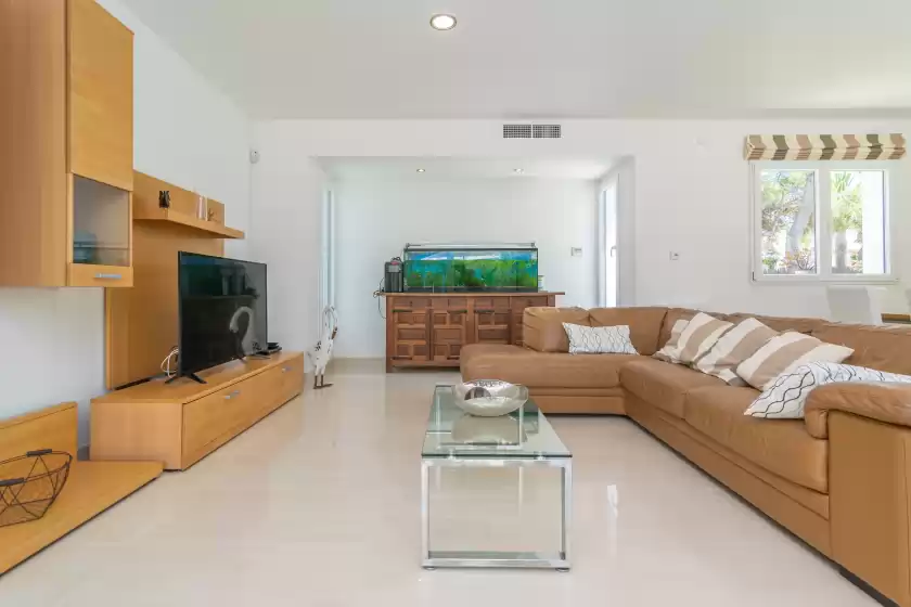 Holiday rentals in Mon obert, Cala Ferrera