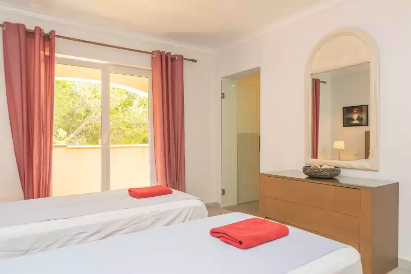 Holiday rentals in Can camelia, Cala d'Or