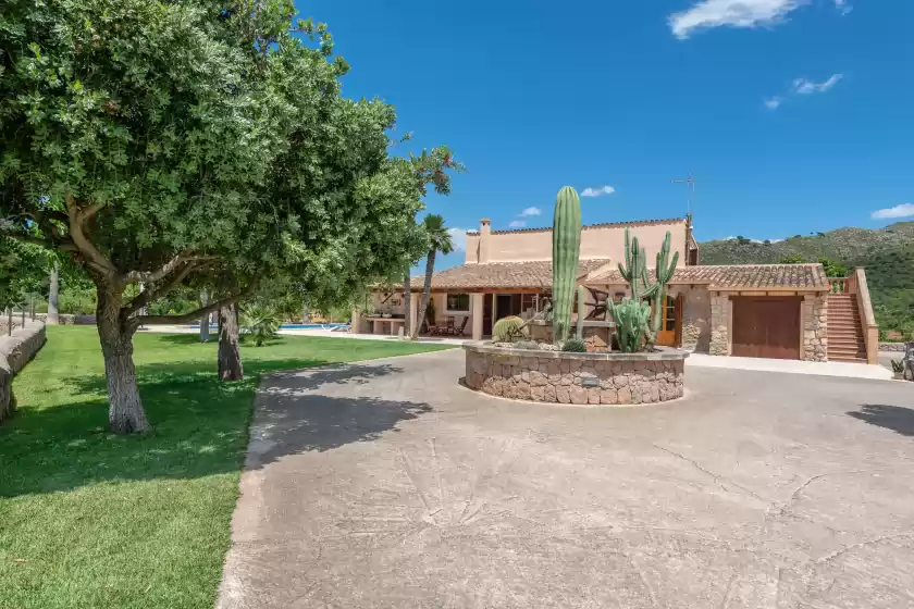Holiday rentals in Na mayans-casa gran, Capdepera