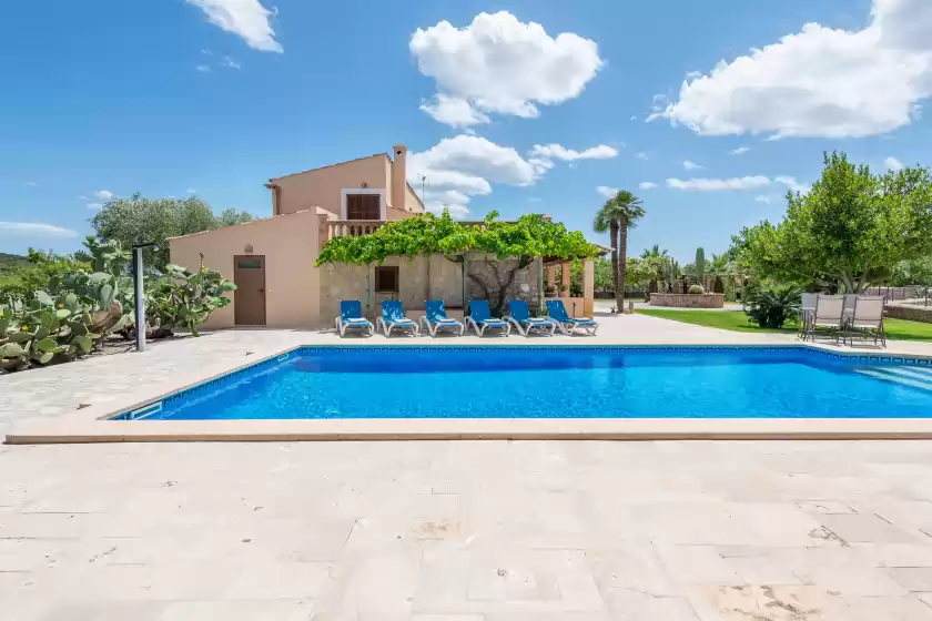 Holiday rentals in Na mayans-casa gran, Capdepera