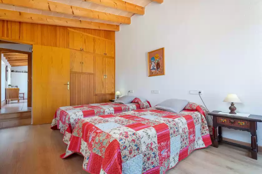 Holiday rentals in Na mayans-casa gran, Capdepera
