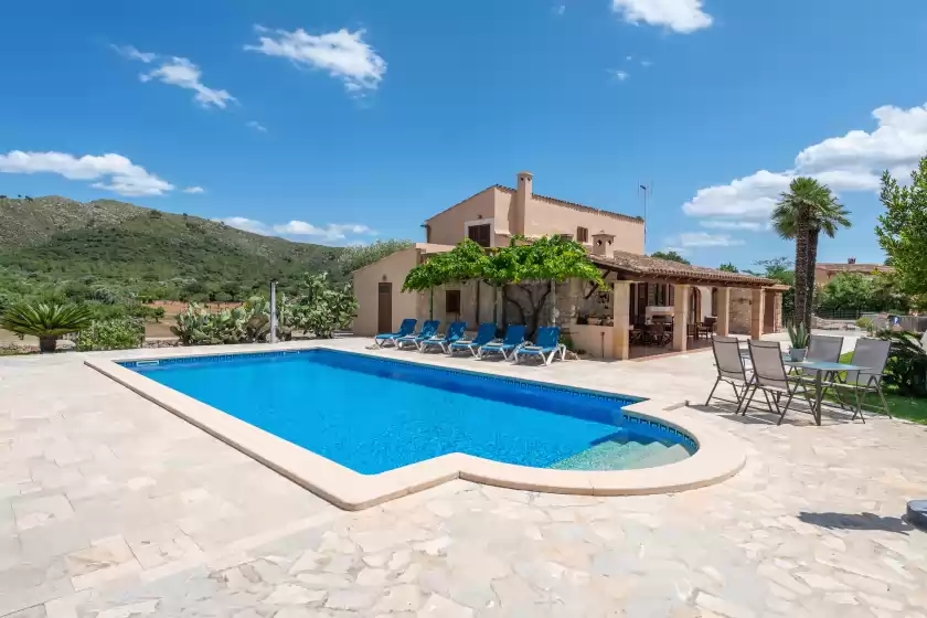 Holiday rentals in Na mayans-casa gran, Capdepera