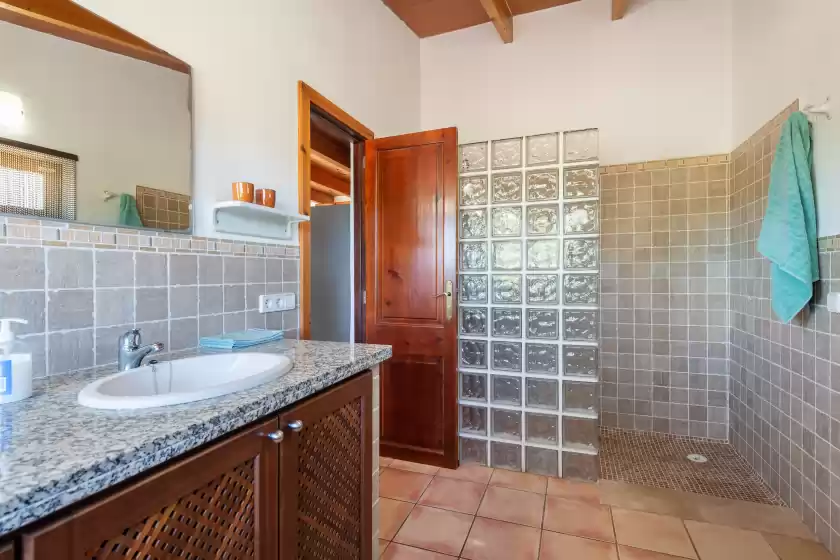 Holiday rentals in Na mayans-casa gran, Capdepera