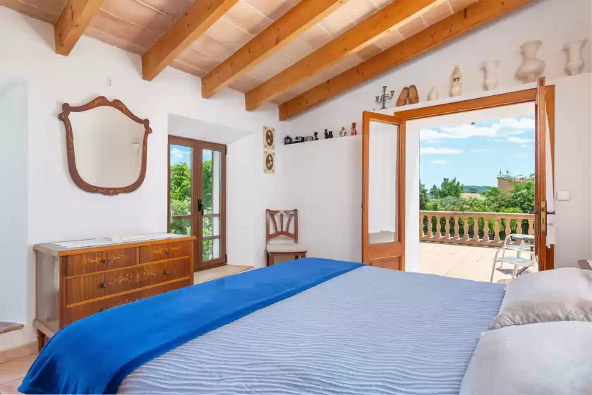 Holiday rentals in Na mayans-casa gran, Capdepera